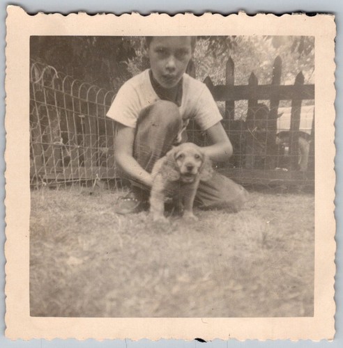 Vtg snapshot boy - b&w,